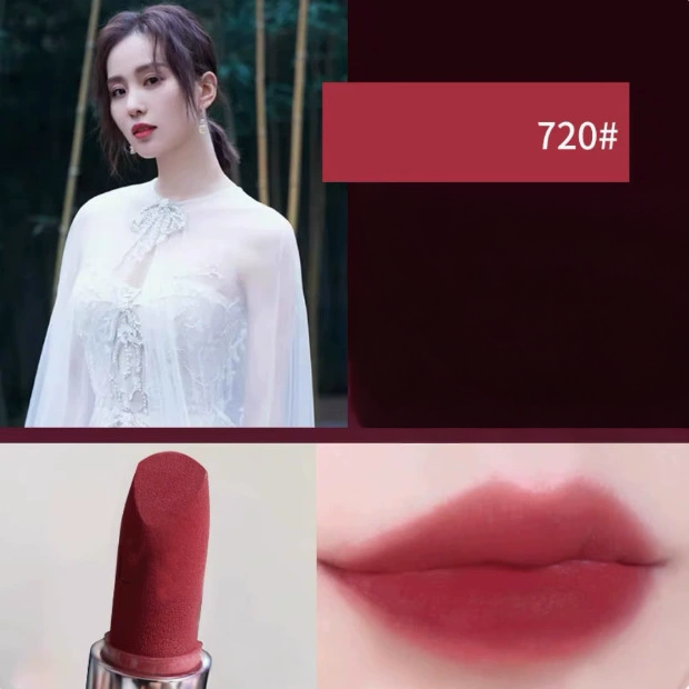 Rouge à lèvres Dior – Finition mate veloutée, hydratante et teinte changeante